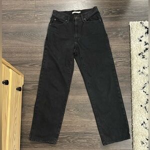 SOLD - Women's Black 94 Baggy Levi’sJeans